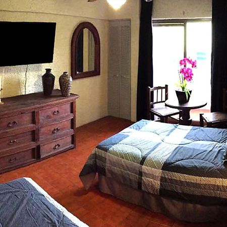 Aurora Suites Zapopan Eksteriør bilde